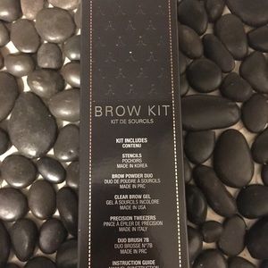 Anastasia Beverly Hills Makeup - New Anastasia BH Brow Kit Anastasia Beverly Hills Makeup - New Anastasia BH Brow Kit
